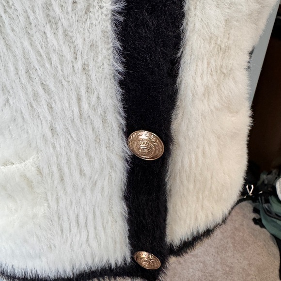 L’Agence Small Half Cardigan - Picture 9 of 11